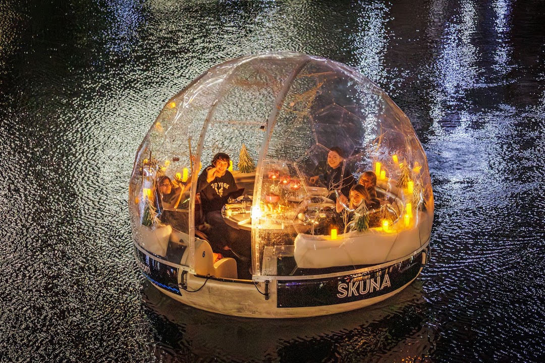 Skuna - Sauna, BBQ, Hot Tub & Igloo Boats (Canary Wharf)